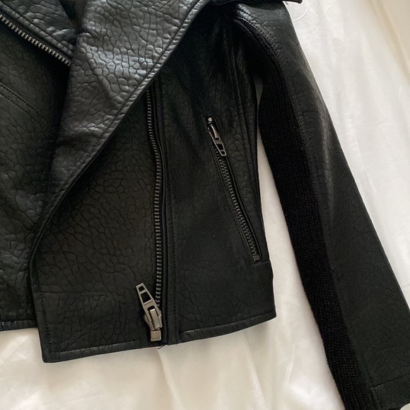 Black leather bomber - Picture 3 of 4